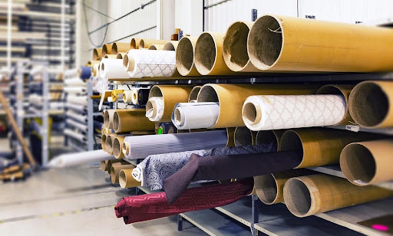 Nonwoven fabric rolls